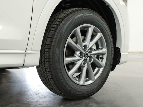 New 2025 MAZDA CX-5 AWD 2.5 S w/ Preferred Package image 11