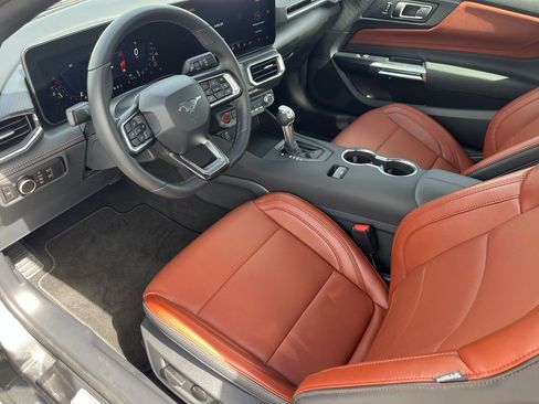 Used 2025 Ford Mustang Premium RWD image 11