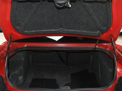 Used 2020 Dodge Challenger SXT image 95