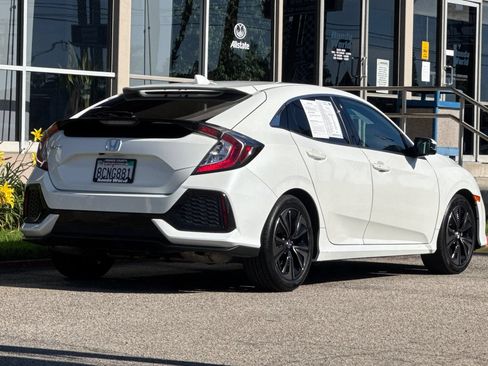 Used 2018 Honda Civic EX image 4