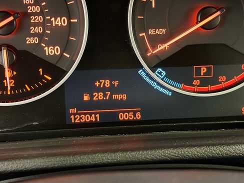 Used 2018 BMW X1 xDrive28i AWD/4WD image 18