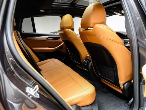 Used 2025 BMW X4 xDrive30i image 41