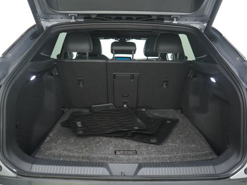 Used 2023 Volkswagen ID.4 Pro S RWD image 9