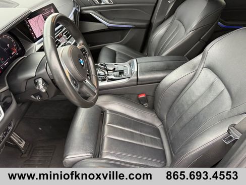 Used 2020 BMW X5 M50i w/ Executive Package image 10