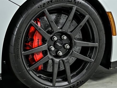 Used 2020 Ford GT Carbon Series RWD image 27