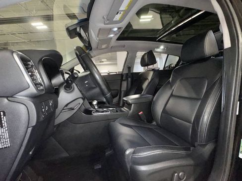 Used 2019 Kia Sportage EX w/ EX Premium Package AWD/4WD image 26