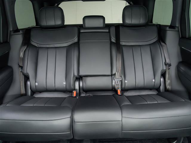 New 2027 Land Rover Range Rover SE AWD/4WD image 17
