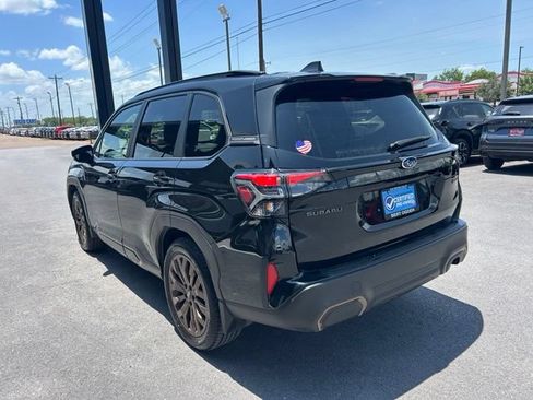 Used 2025 Subaru Forester Sport AWD/4WD image 5