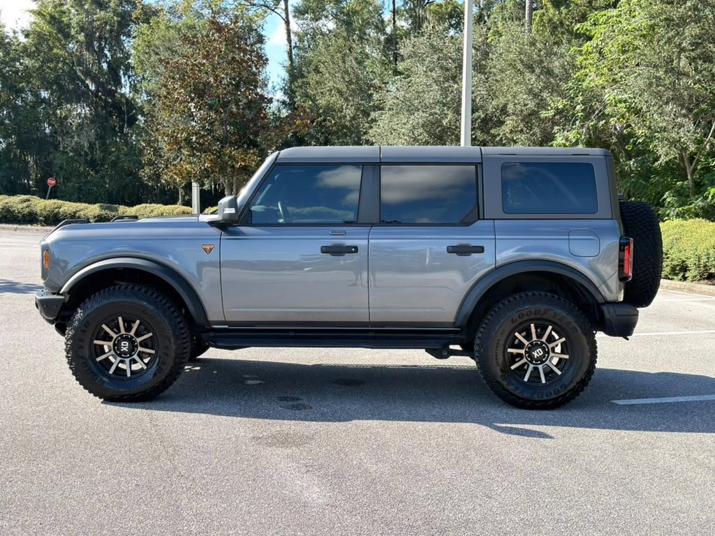 Used 2023 Ford Bronco Badlands AWD/4WD image 2