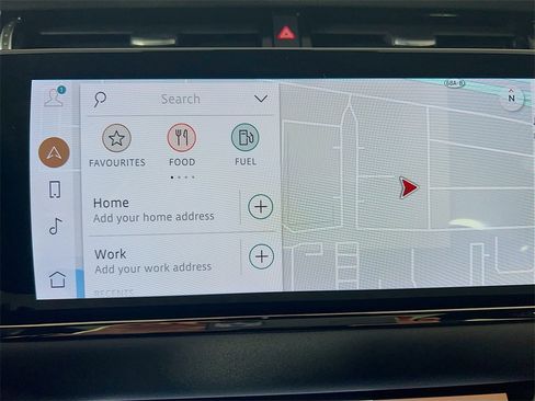 Used 2022 Land Rover Range Rover Evoque R-Dynamic SE image 13