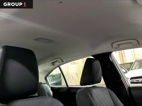 Used 2025 Toyota Corolla LE image 14