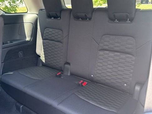 New 2025 Nissan Pathfinder SV w/ Cargo Package image 21