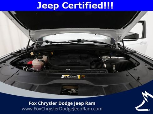 Certified 2023 Jeep Grand Cherokee Summit image 3