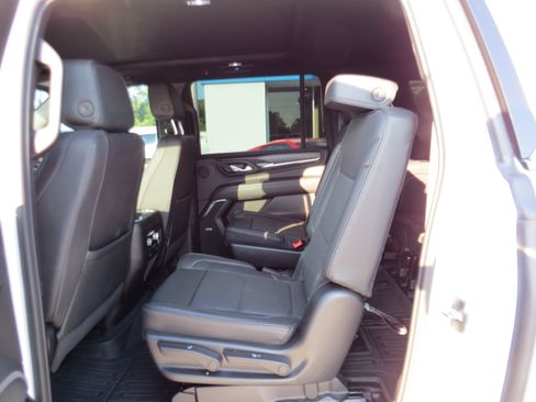 Used 2023 GMC Yukon XL Denali w/ Max Trailering Package AWD/4WD image 15