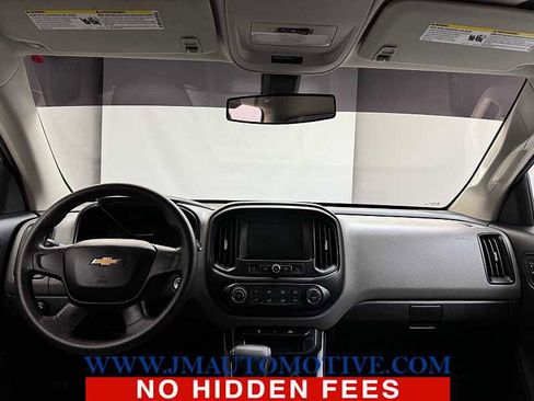 Used 2018 Chevrolet Colorado W/T image 12