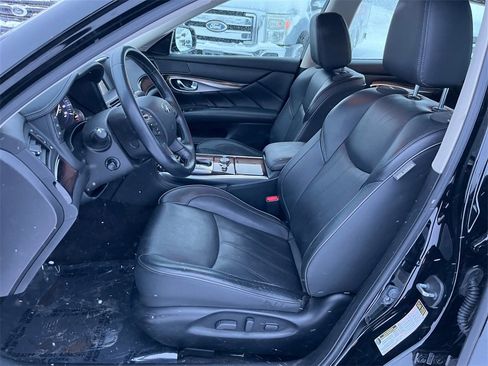 Used 2015 INFINITI Q70 L 3.7 w/ Deluxe Touring Package image 9