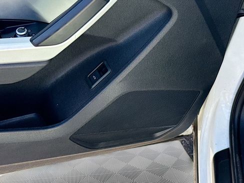 Used 2021 Audi Q3 2.0T Premium image 20