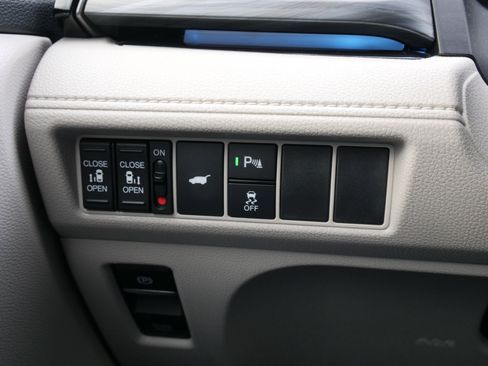 Used 2025 Honda Odyssey Elite image 26