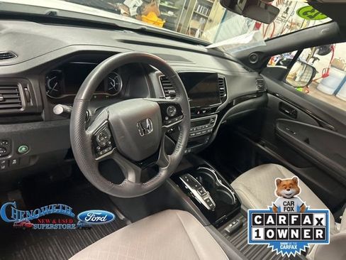 Used 2023 Honda Passport Elite image 14