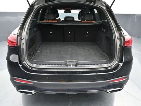 Used 2023 Mercedes-Benz GLC 300 image 9