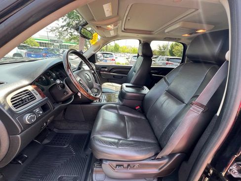 Used 2014 GMC Yukon Denali AWD/4WD image 19
