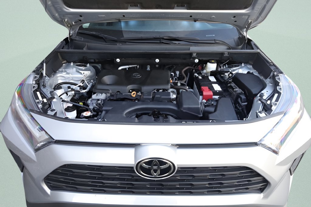Certified 2025 Toyota RAV4 XLE AWD/4WD image 6