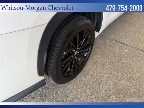 Used 2021 Toyota Highlander L image 37