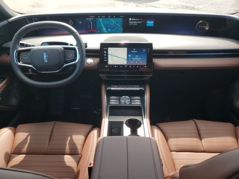 New 2026 Lincoln Nautilus Reserve AWD/4WD image 30