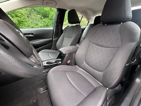 Used 2021 Toyota Corolla LE w/ LE Convenience Package FWD image 12