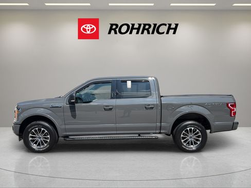 Used 2020 Ford F150 XLT w/ Equipment Group 302A Luxury AWD/4WD image 9