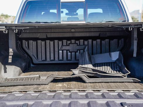 Used 2024 Chevrolet Colorado Trail Boss w/ Technology Package image 27