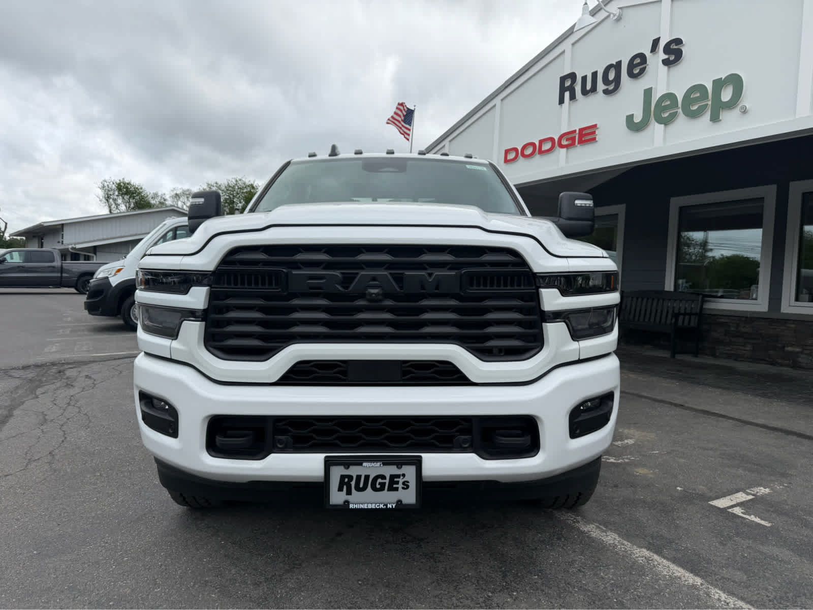 New 2026 RAM 2500 Big Horn AWD/4WD image 2
