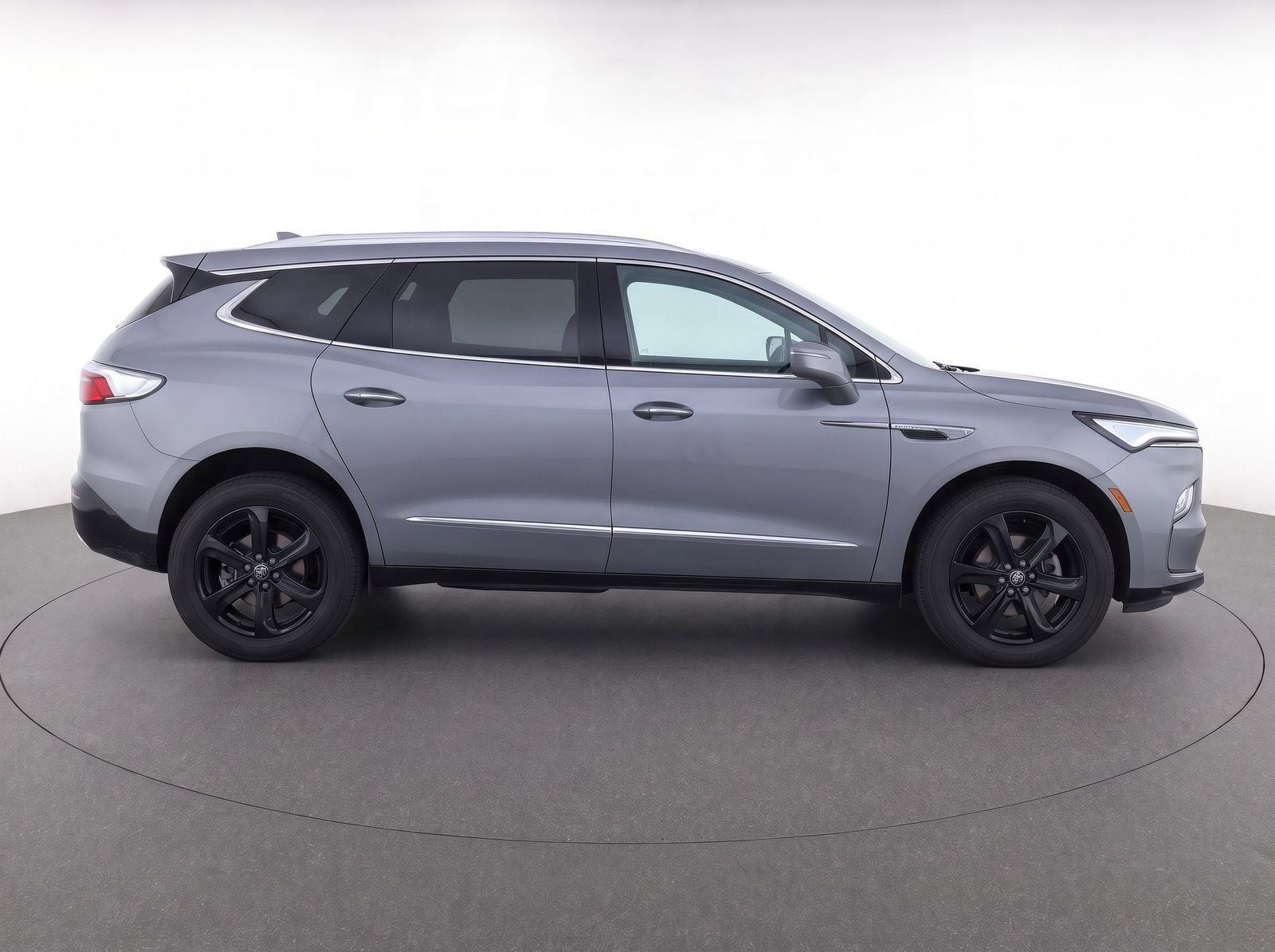 Used 2023 Buick Enclave Essence w/ Sport Touring Edition FWD image 8