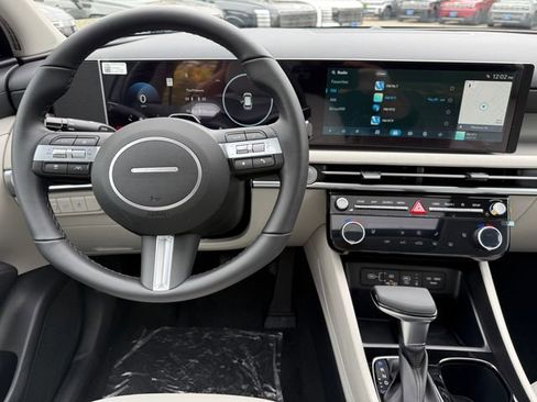 New 2026 Hyundai Tucson SEL image 18