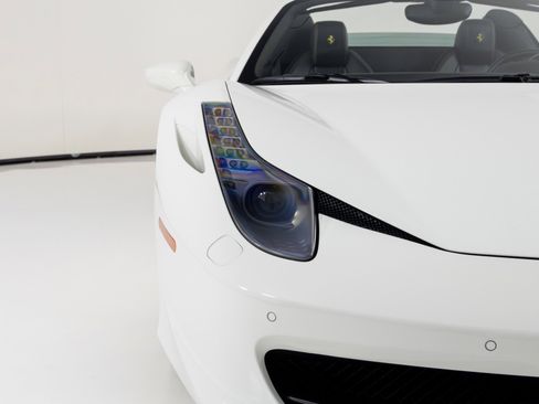 Used 2015 Ferrari 458 Spider image 50