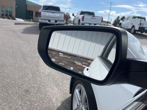 Used 2025 Chevrolet Malibu LS image 28