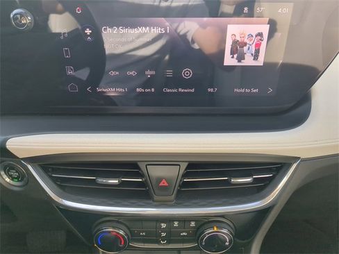 Used 2024 Buick Encore GX Sport Touring image 22