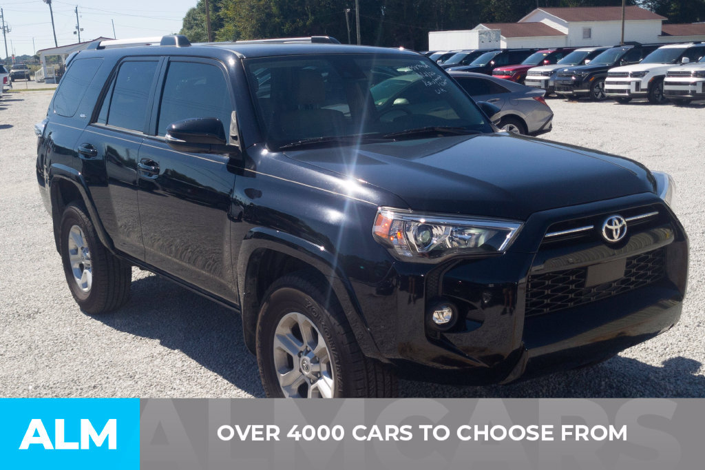 Used 2021 Toyota 4Runner SR5 Premium w/ Moonroof Package AWD/4WD image 2