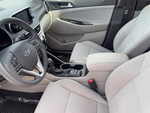 Used 2019 Hyundai Tucson SEL image 17