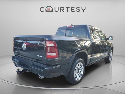 Used 2024 RAM 1500 Limited w/ Body Color Bumper Group image 3