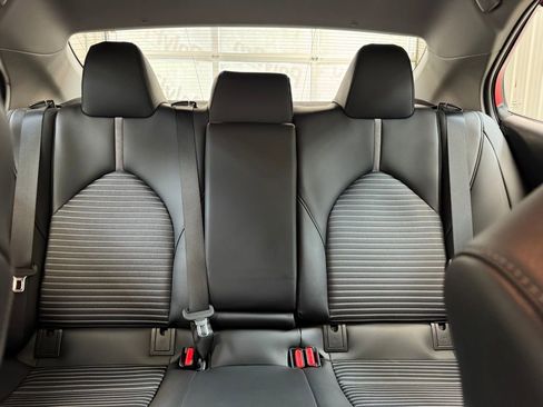 Used 2023 Toyota Camry SE w/ Convenience Package image 13