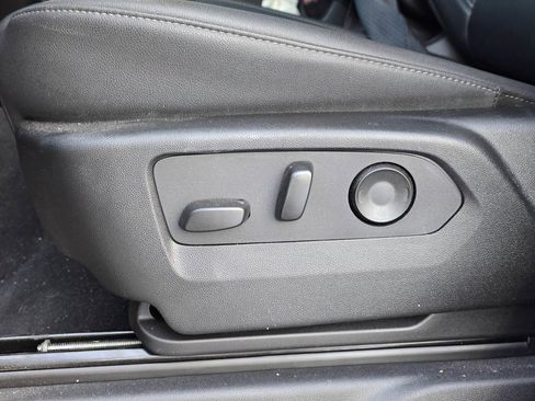 Used 2025 Chevrolet Silverado 2500 LT w/ Trail Boss Package image 16