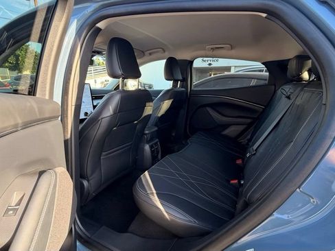Used 2023 Ford Mustang Mach-E Select RWD image 7
