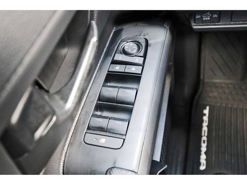 Used 2025 Toyota Tacoma SR w/ SR Upgrade Package image 20