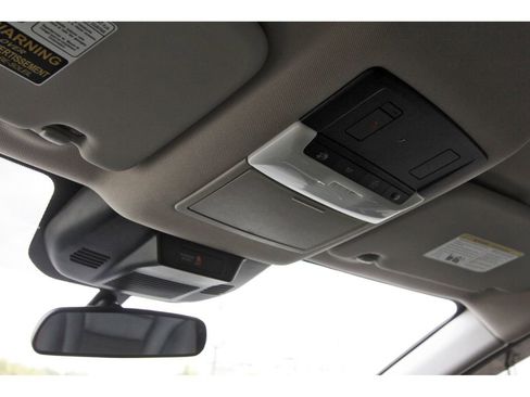 Used 2025 Nissan Rogue SV image 26