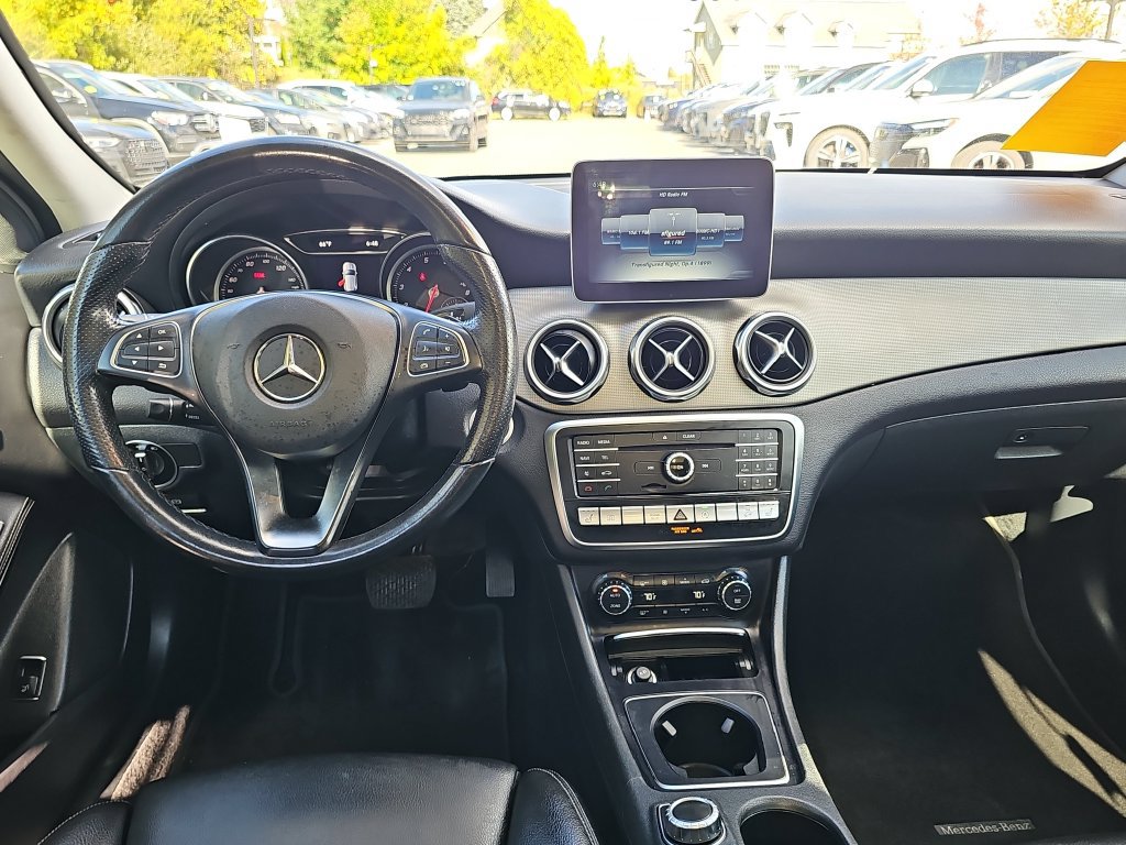 Used 2019 Mercedes-Benz GLA 250 4MATIC image 11