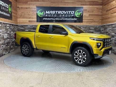 Used 2023 GMC Canyon AT4 w/ AT4 Premium Package image 2