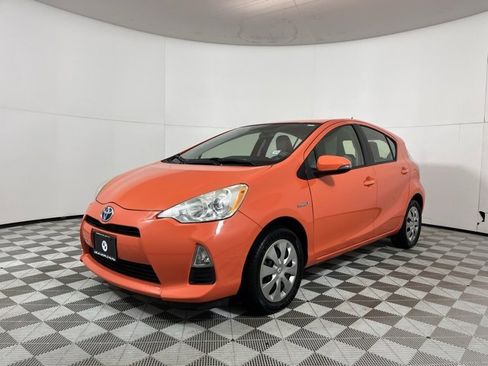 Used 2014 Toyota Prius C Four image 3
