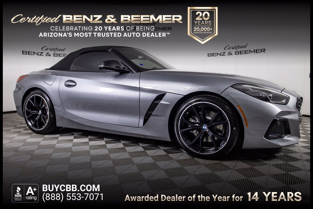 Used 2025 BMW Z4 sDrive30i w/ Shadowloine Package RWD image 1