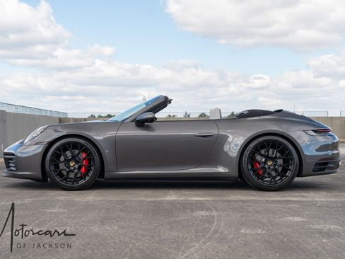 Used 2022 Porsche 911 Carrera S image 5
